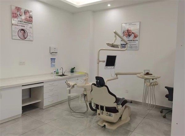 海口这些口腔医院儿童全口涂氟大揭秘！39元起守护孩子口腔健康效果棒 