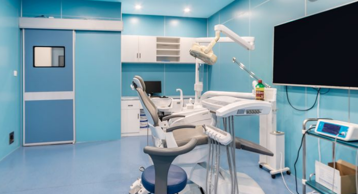 山东日照微笑口腔医院地址电话及营业时间：