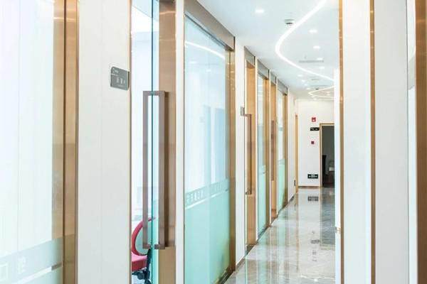 惠城微笑口腔门诊部预约挂号方式：