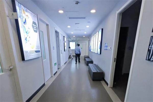 上海尊然医院口腔科(鼎植医生集团)