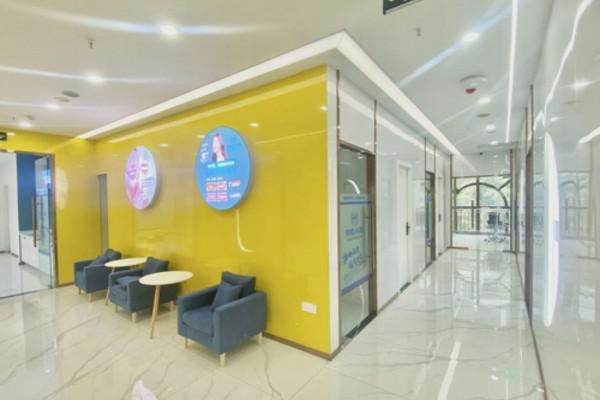 成都高德口腔门诊部（龙泉分院）医生名单及擅长领域：