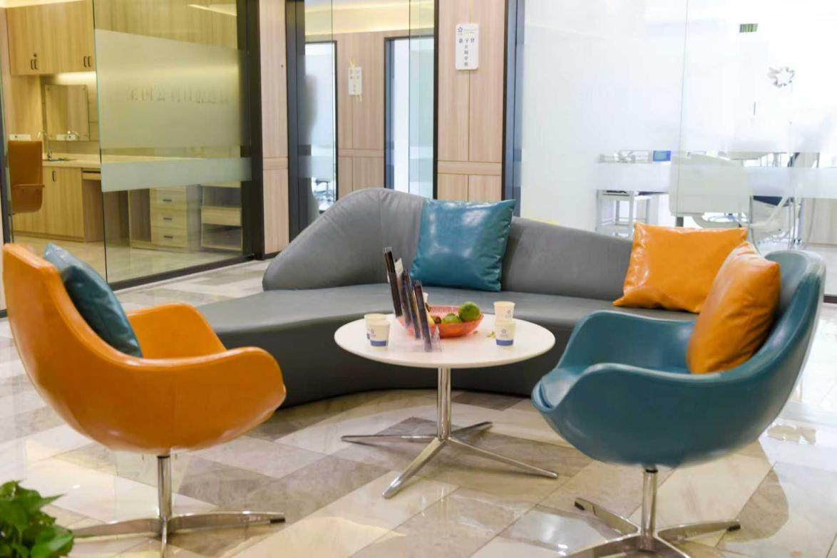 二、长治亿大口腔牙冠项目:从1200元起,定制专属美观皓齿