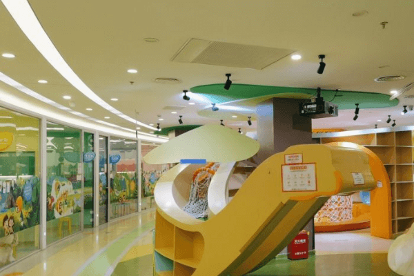 上海极橙橙云口腔门诊部（金桥店）