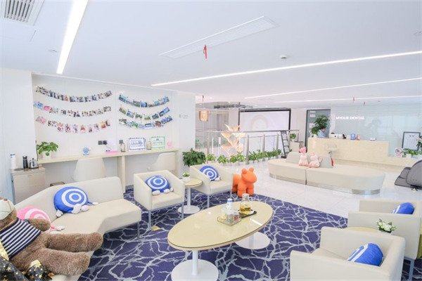 二、秦文琪主治医师：专注前牙修复的专科医师