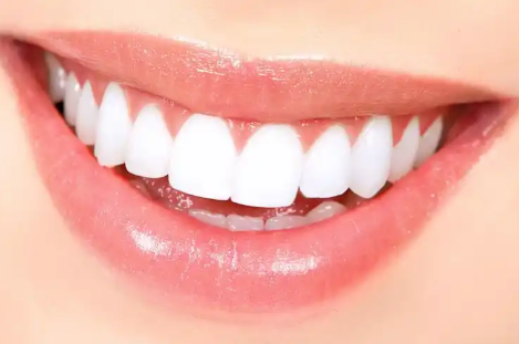 二、70岁老人种牙的核心准入条件