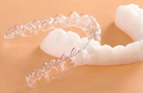 二、牙结石重度程度如何影响洗牙时间