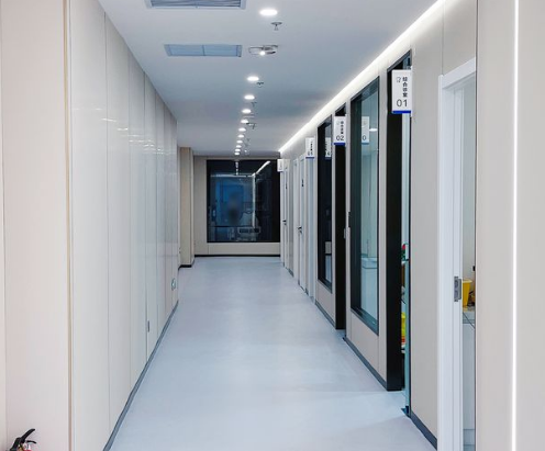 东港区庞杰收费一览表里的修复&美白项目：从牙冠到牙齿美白的选择