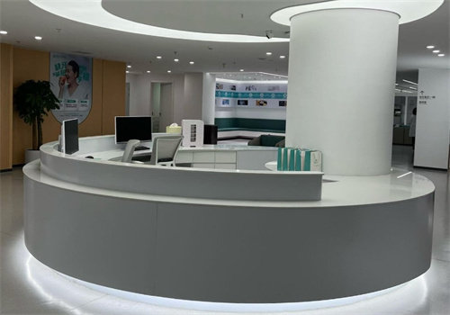 成都团圆口腔医院（高新院区）王铁生靠谱吗？就诊前的实用避坑建议