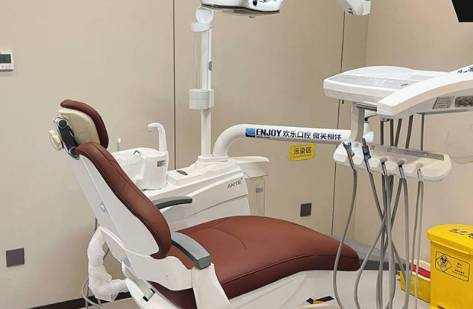 联系曾在山东日照微笑口腔医院找庞杰手术的患者，了解真实体验和手术成效