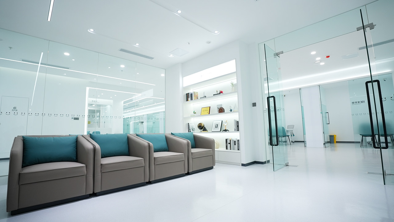 想知道成都市王晗在成都团圆口腔医院（高新院区）具体花费？这些方法能帮你