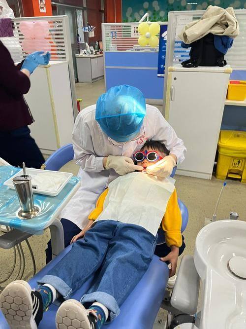 江苏镇江大港宜看牙口腔诊所地址电话及营业时间