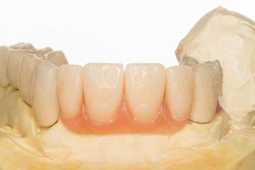 深圳新张近新口腔诊所地址电话及营业时间：